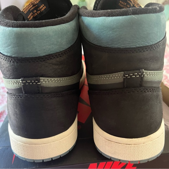 Jordan AJ 1 Element with waterproof GORE-Tex - Picture 7 of 9